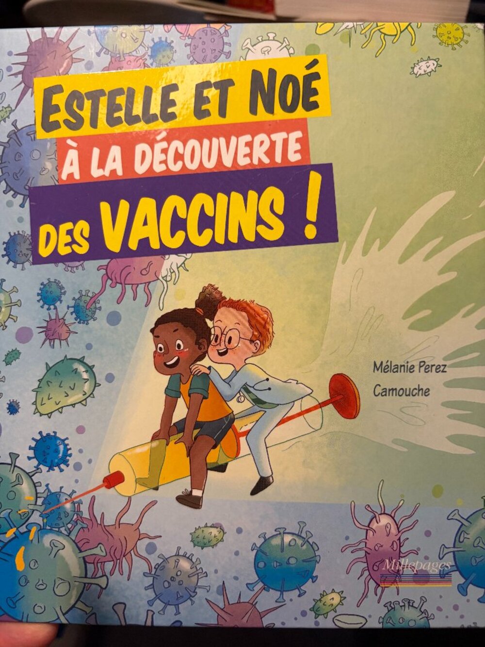 🔬 FRENCH Kids STEM Hardcover: Estelle et Noé à la découverte des Vaccins